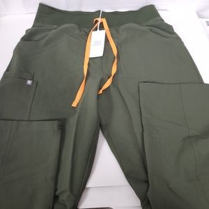 Figs 100% Awesome pants for women size large Green cargo with orange tie